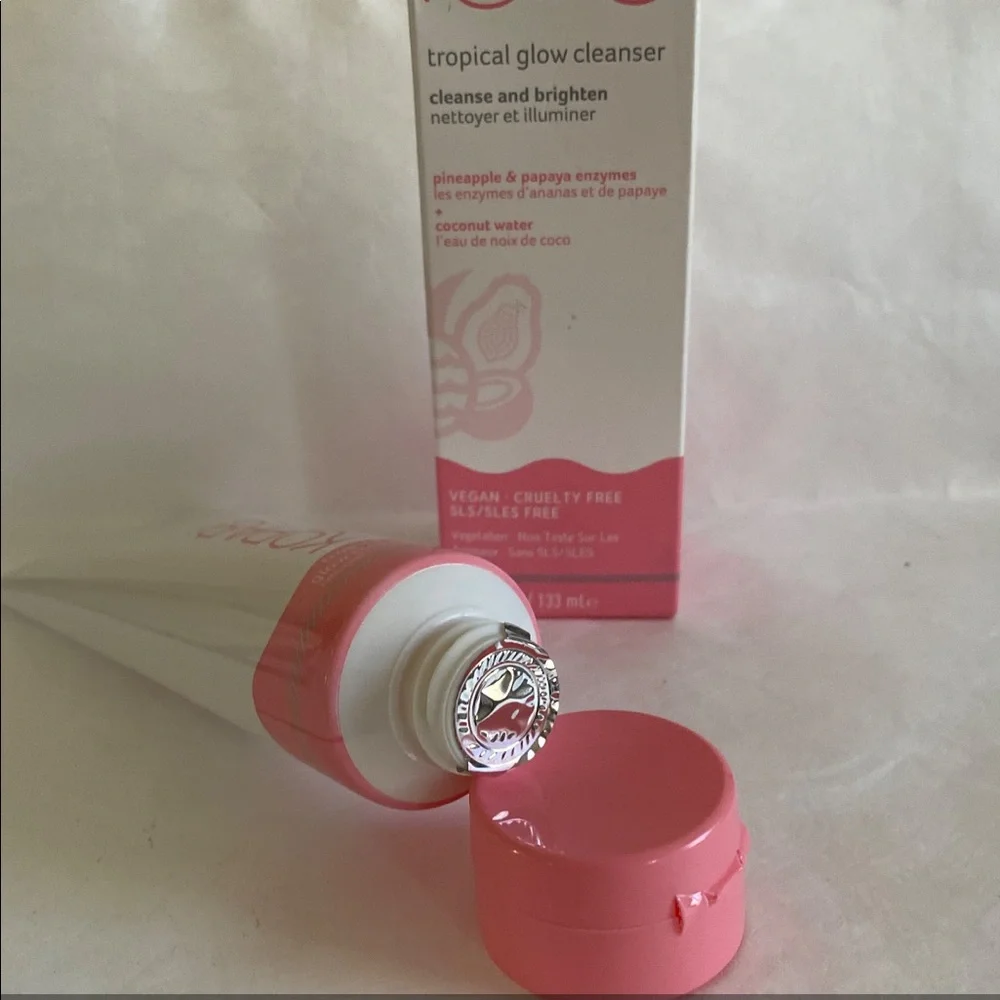 KOPARI Tropical Glow Cleanser 4.5oz. CLEAN BEAUTY Sealed NIB $28